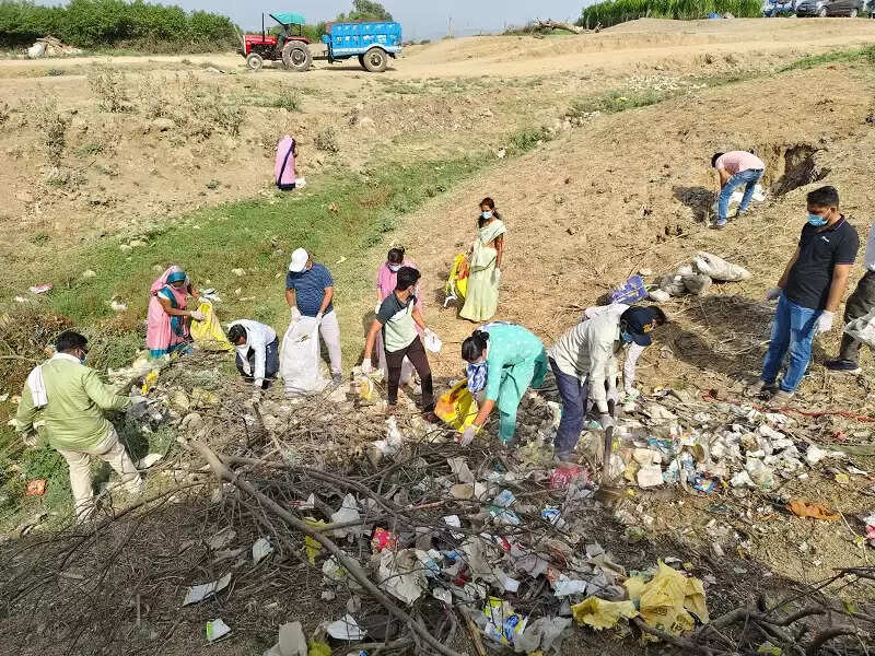 जल गंगा संवर्धन अभियानः जन सहयोग से हो रहा जल संवर्धन