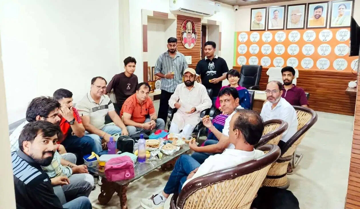 हिसार : जिले के 170 शक्ति केंद्रों पर भाजपा की ‘टिफिन बैठकें’ आयोजित