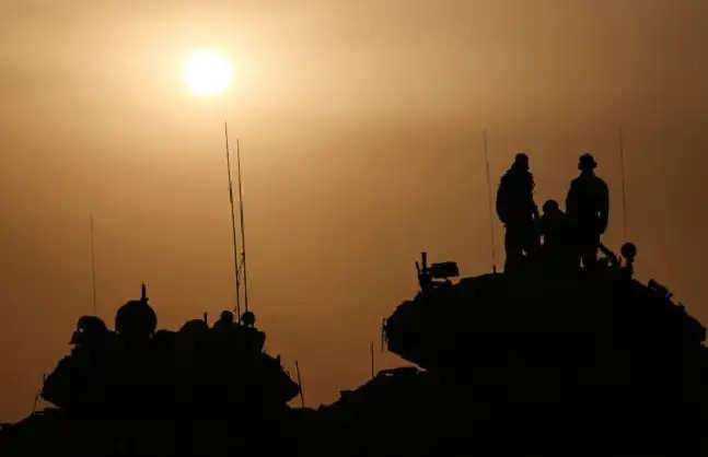 इजराइल ने हमास के 400 ठिकानों पर दागे रॉकेट, मारा गया खूंखार कमांडर फरहत
