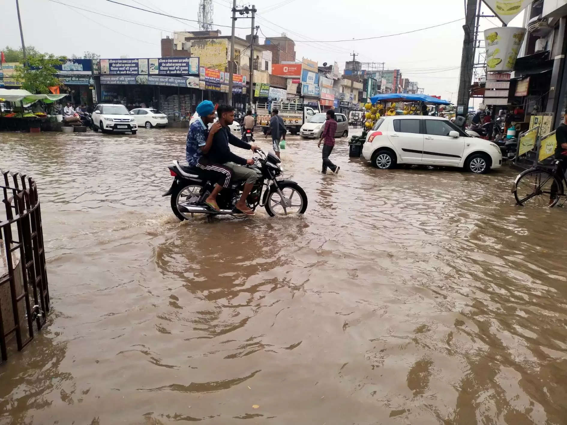 फतेहाबाद: प्री मानसून की बारिश, रतिया-जाखल में जमकर बरसे बादल