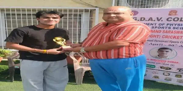 एआरएसडी और श्री गुरु नानक देव कॉलेज की टी-20 डे-नाइट क्रिकेट टूर्नामेंट में जीत