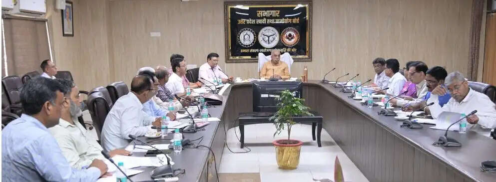 सरकारी अस्पतालों एवं मेडिकल कॉलेजों में होगी हथकरघा निर्मित बेडशीट की खरीद