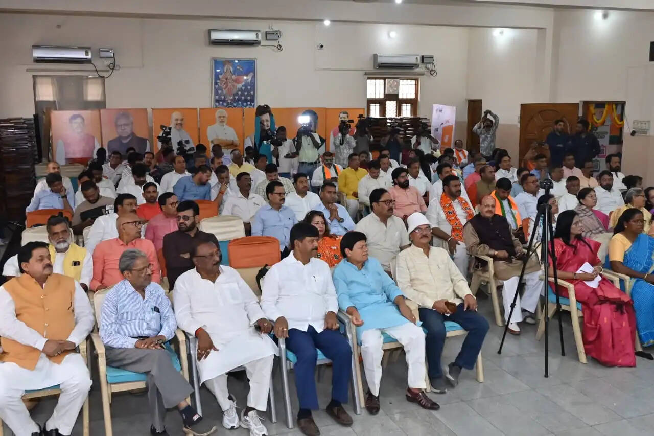 धूमधाम से मनाया गया भाजपा का स्थापना दिवस