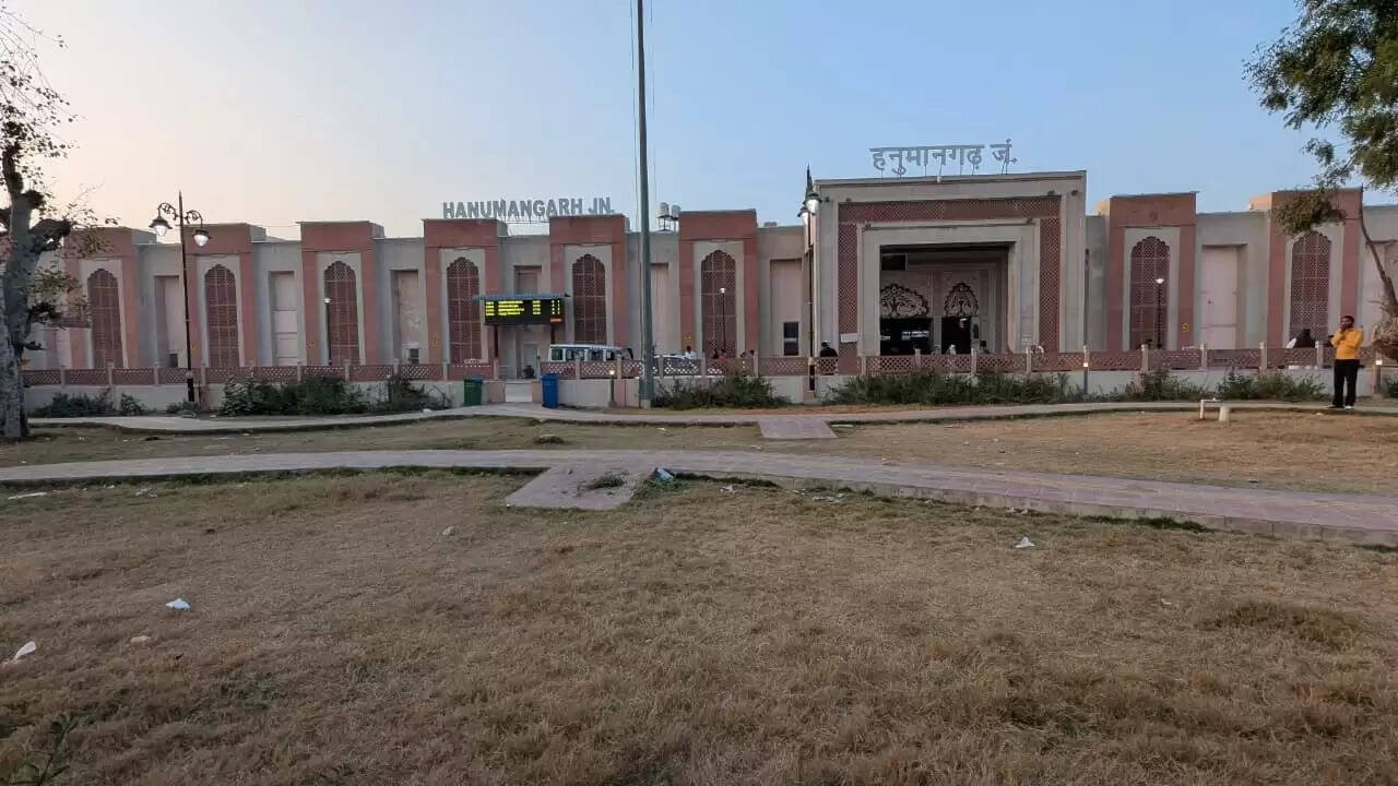 अमृत भारत स्टेशन योजना के अंतर्गत हनुमानगढ़ स्टेशन का हुआ पुनर्विकास