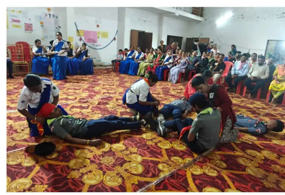 भखारा में पहली बार राज्य स्तरीय स्काउट-गाइड बेसिक प्रशिक्षण शिविर सम्पन्न, 99 प्रशिक्षणार्थियों ने लिया प्रशिक्षण
