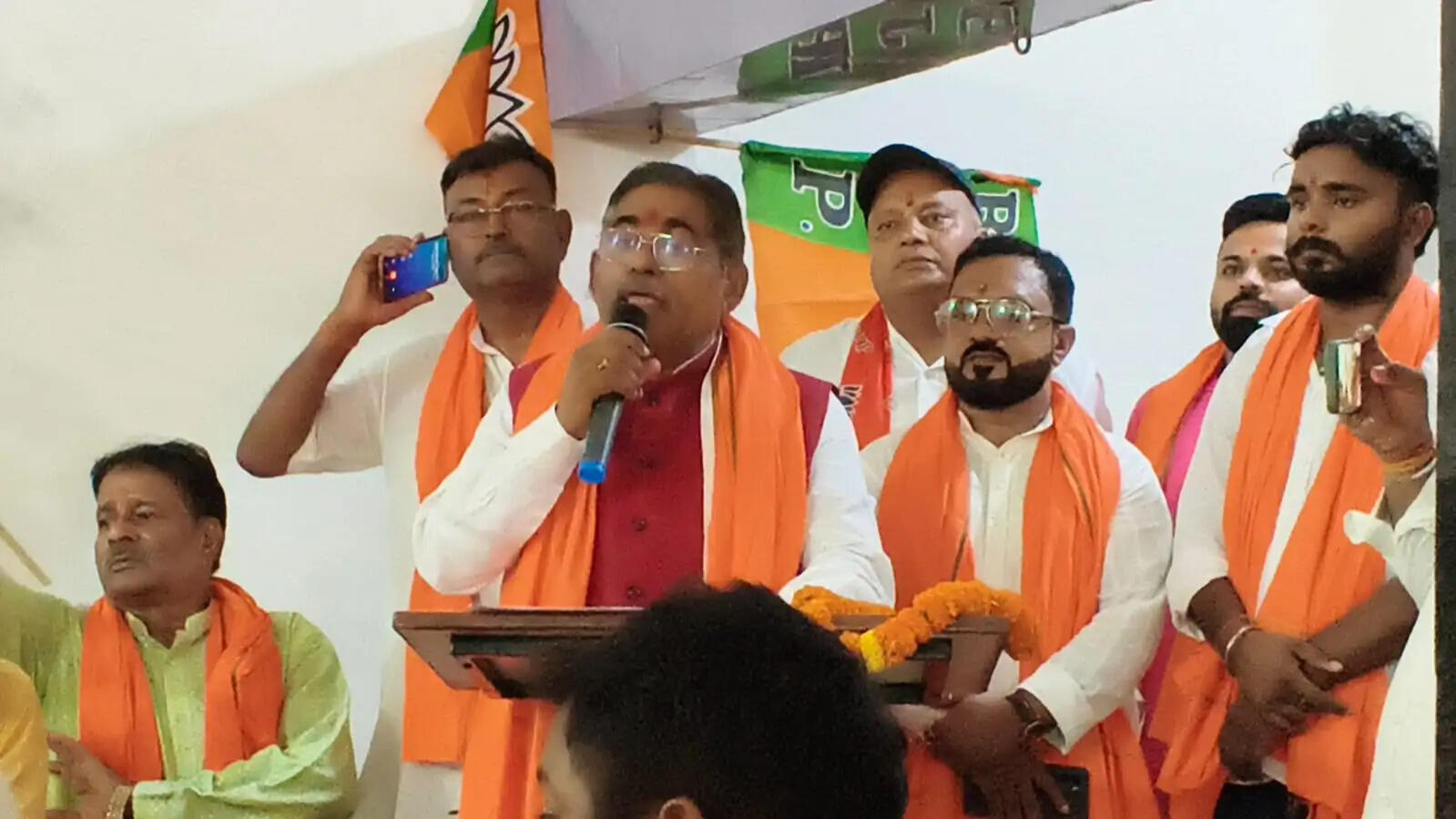 विकसित भारत के संकल्प को लेकर ठाकुरगंज में सम्मेलन, जनसंपर्क बढ़ाने पर जोर