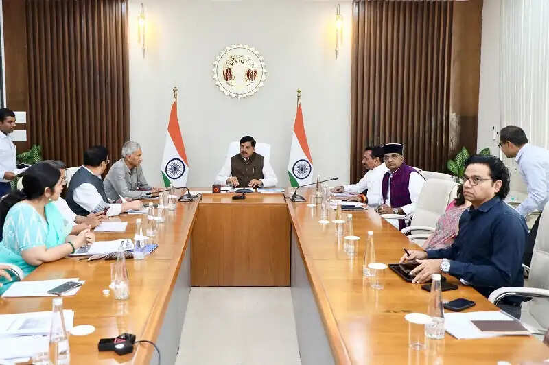 गेहूं उपार्जन में किसानों को किसी भी प्रकार की तकलीफ न हो : मुख्यमंत्री डॉ. यादव