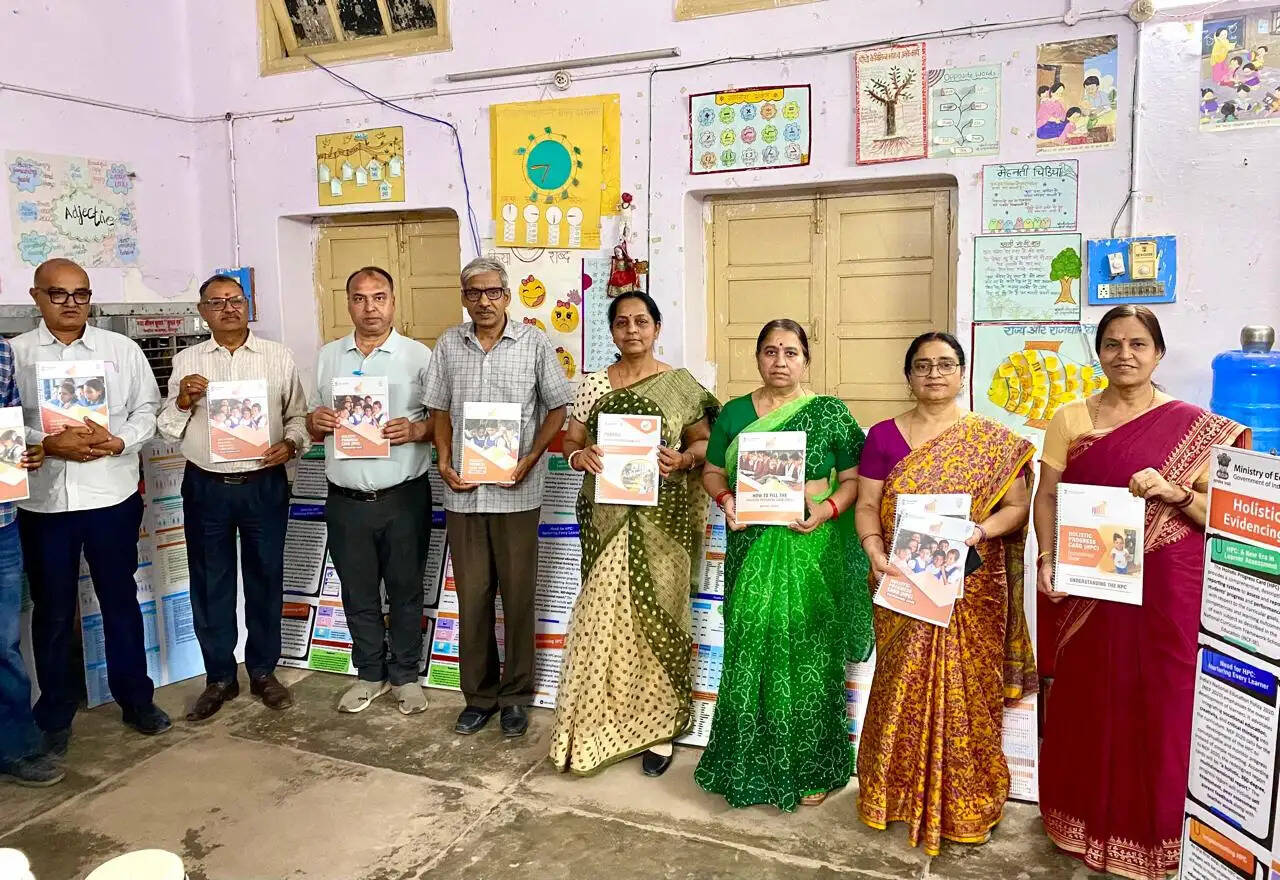 डाइट ने तैयार की विशेष आंकलन सामग्री