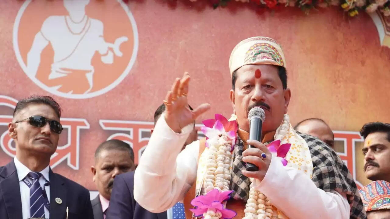 एनईईटी छात्रा मौत मामले में दोषियों को नहीं बख्शा जाएगा : विजय कुमार सिन्हा