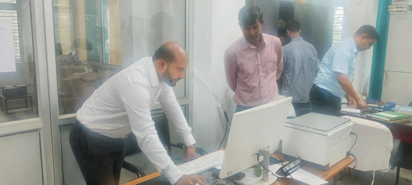 पेंशन की योजना नहीं रहेगी लंबित, सामाजिक सुरक्षा विभाग तत्काल करें निष्पादन : डीसी