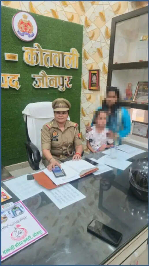 ऑपरेशन मुस्कान के तहत गुमशुदा बच्ची बरामद, परिजनों को सौंपा