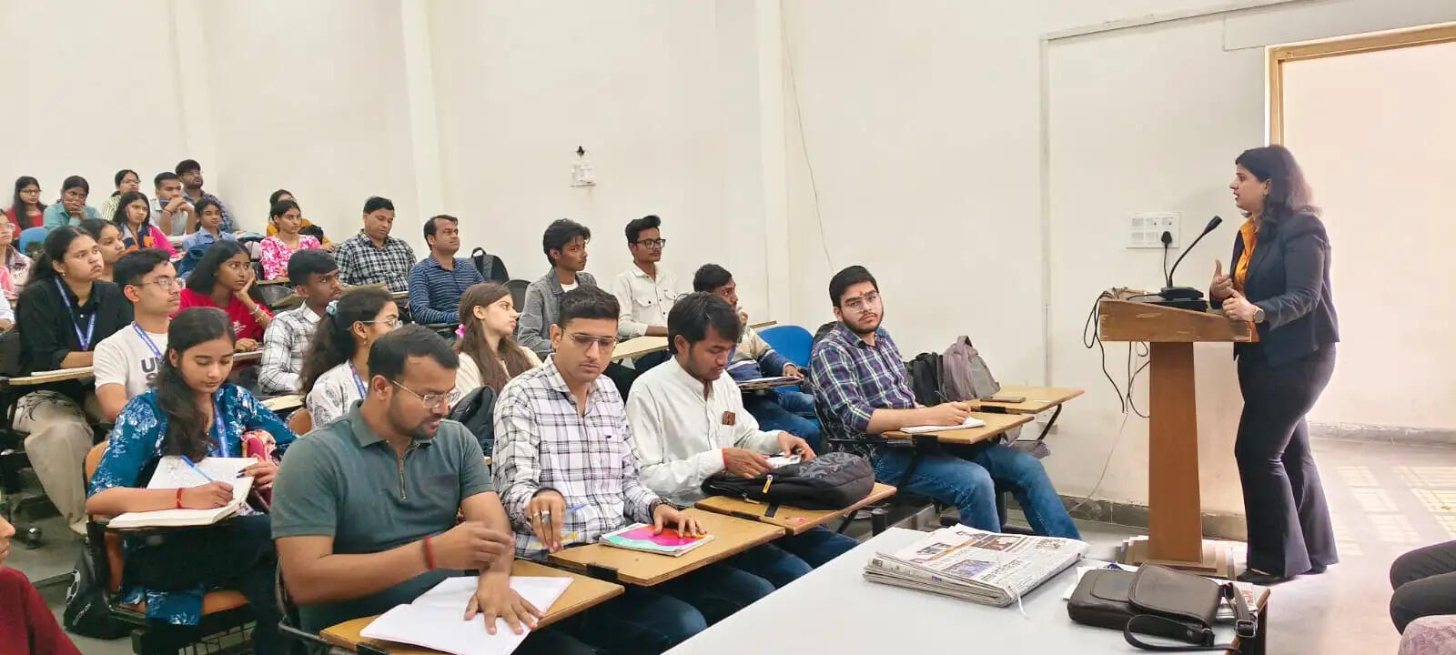 इलेक्ट्रॉनिक मीडिया में विजुअल्स के साथ खबर के शब्दाें का तालमेल जरूरी : श्वेता अरोड़ा