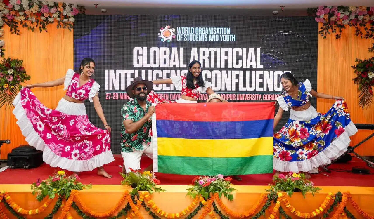 दो दिवसीय ग्लोबल एआई कॉन्फ्लुएंस 2026 का समापन, 26 देशों के छात्रों की सहभागिता