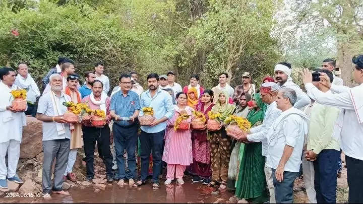 ग्वालियरः गंगा दशमी पर जिले के गाँव-गाँव में हुआ जलाभिषेक