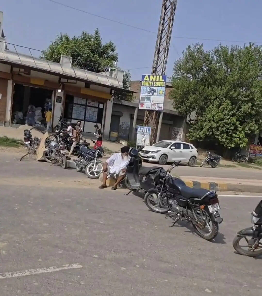 जींद : बिजली कटौती से नाराज किसानों ने लगाया जाम