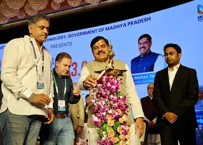 अंतरिक्ष में डेटा सेंटर स्थापित करने वाला देश का पहला राज्य बनने की क्षमता रखता है मप्र : शिवानंद आर. कोटेश्वर