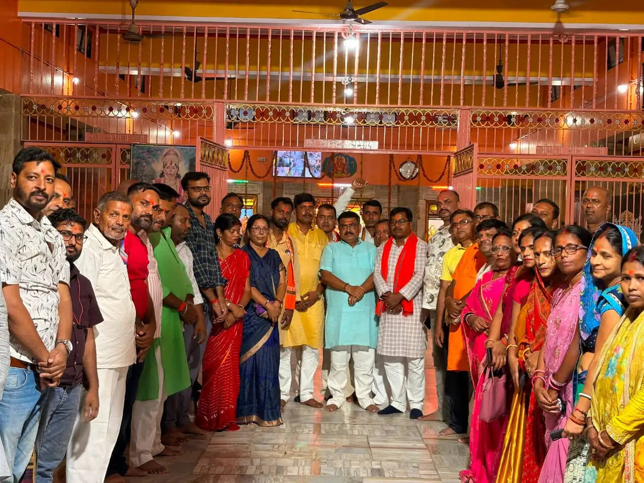 प्रधानमंत्री के 12 वर्ष का कार्यकाल पूर्ण होने पर भाजपा कार्यकर्ताओं ने किया पूजा-पाठ