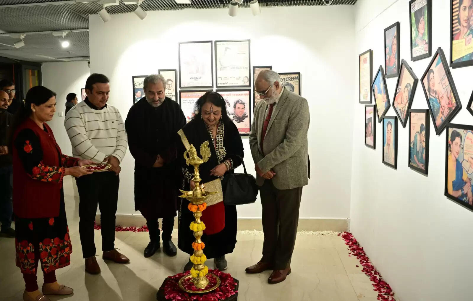 विज्ञापन सितारे सामाजिक, नैतिक ज़िम्मेदारी भी समझें: रमा पांडे