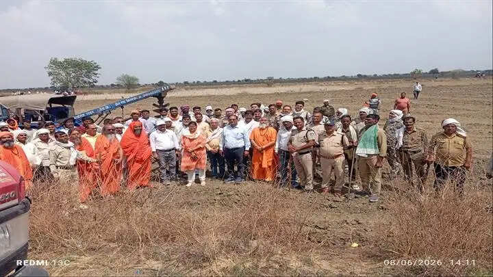 ग्वालियरः जिला प्रशासन ने रामजानकी ट्रस्ट रानी घाटी मंदिर की 107 बीघा भूमि अतिक्रमण मुक्त कराई