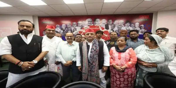 प्रदेश में गरीबों को उजाड़ रही भाजपा सरकार, बिना नोटिस मकान-दुकान तोड़कर&nbsp;लोगों को किया बेघर : अखिलेश यादव