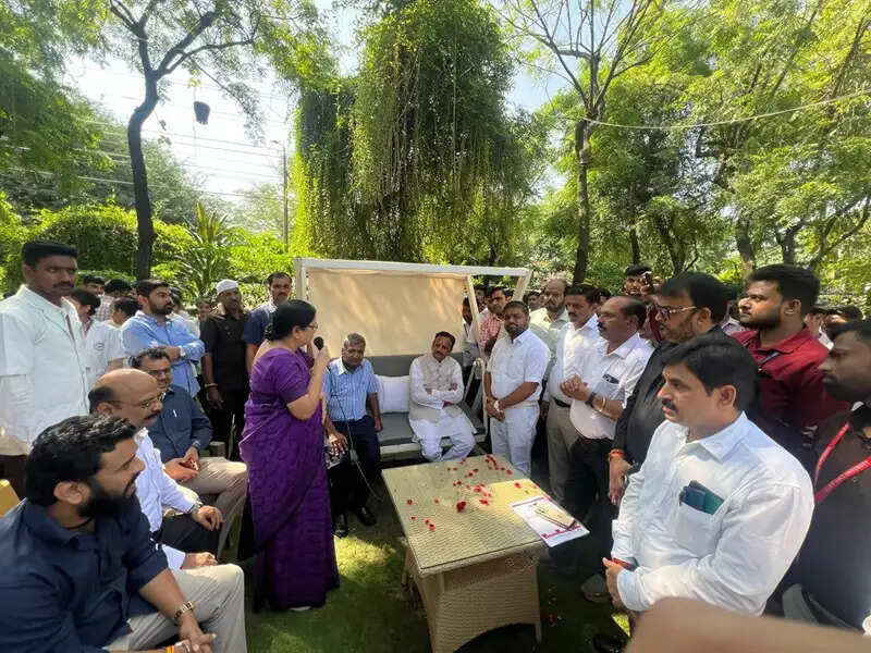 नर्सिंग विद्यार्थियों ने परीक्षा परिणाम घोषित होने पर उप मुख्यमंत्री शुक्ल का जताया आभार