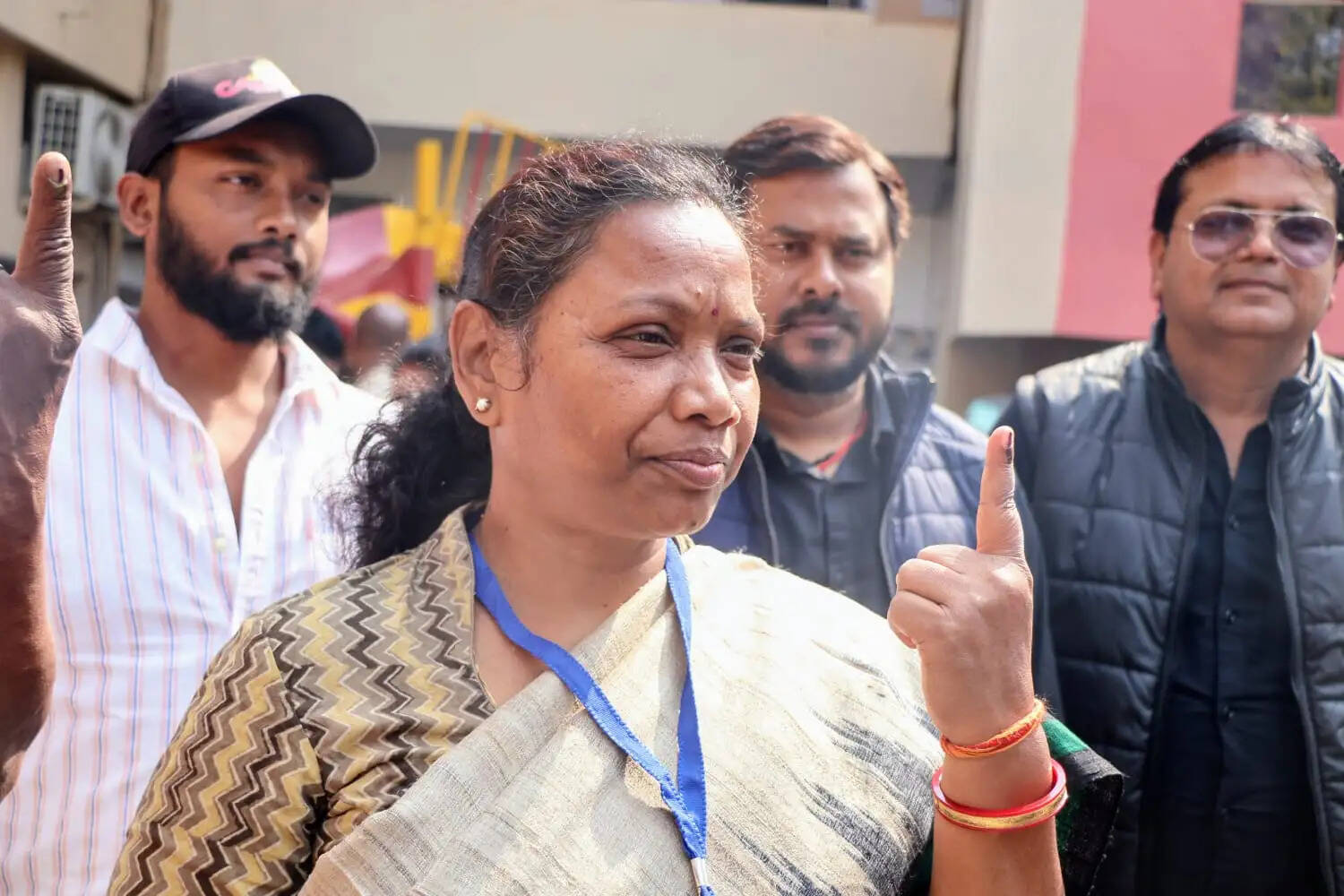 रांची नगर निगम चुनाव: पूर्व मेयर रमा खलखो और डॉ. आशा लकड़ा ने किया मतदान