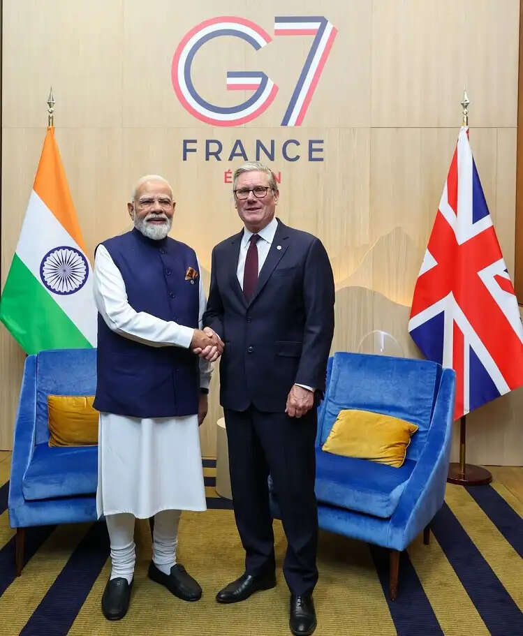 जी-7 सम्मेलन में दिखी भारतीय कूटनीति, पीएम मोदी ने ब्रिटेन, यूएई, जापान, मिस्र और केन्या के नेताओं से की मुलाकात