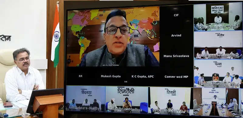 जनविश्वास अभियान को बनाएं पारदर्शी और संतुष्टिदायक माध्यम : मुख्य सचिव बर्णवाल