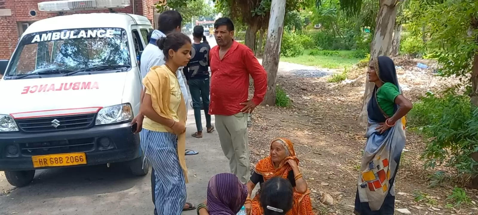 पलवल : ब्रज 84 कोस परिक्रमा में ट्रेन की चपेट में आया श्रद्धालु