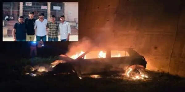 (अपडेट) सांवरिया मंदिर से दर्शन कर लौट रहे युवकों की कार में लगी आग, जिंदा जलने से चार की मौत