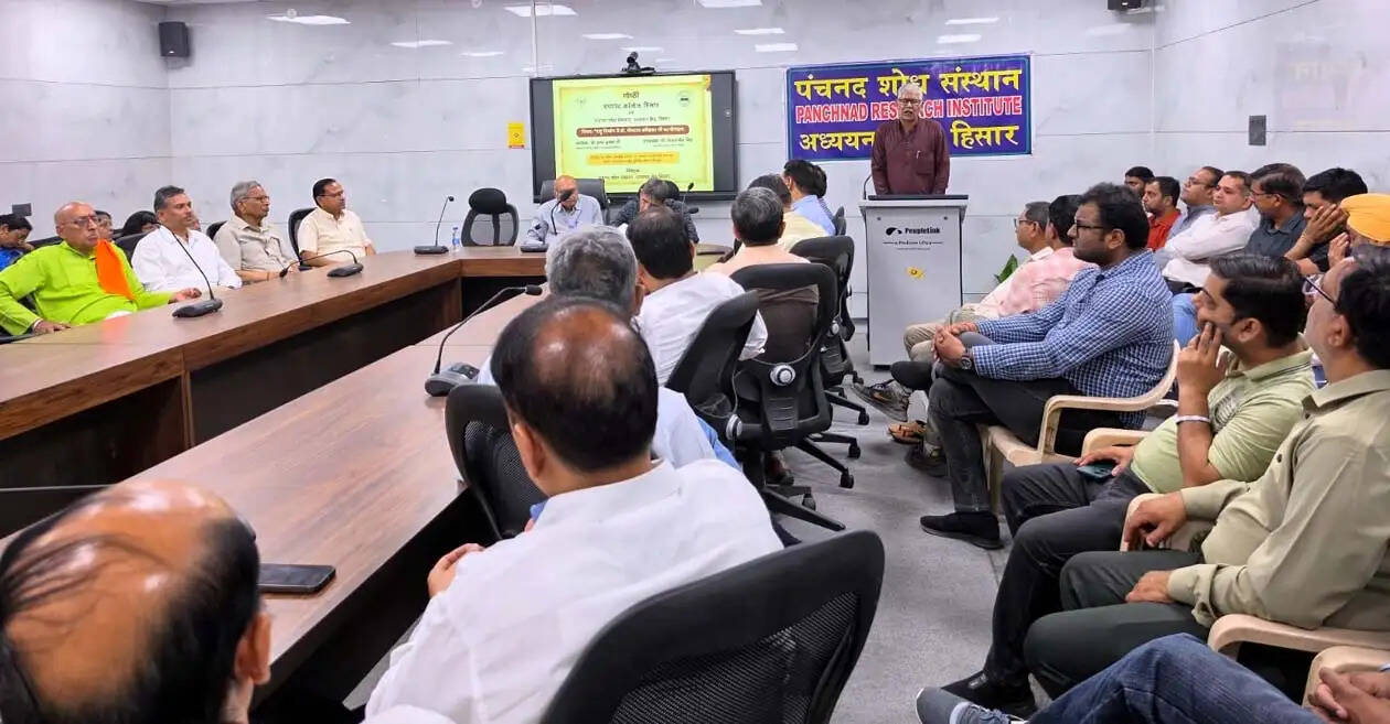 हिसार : बाबा साहेब ने जीवन के हर कदम पर समाज को अमृत प्रदान किया : कृष्ण कुमार