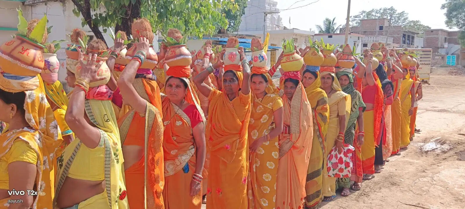 डोंगेश्वर धाम देवपुर में शुरू हुआ नौ कुंडीय गायत्री महायज्ञ, विश्व कल्याण की भावना से जुटे हजारों श्रद्धालु