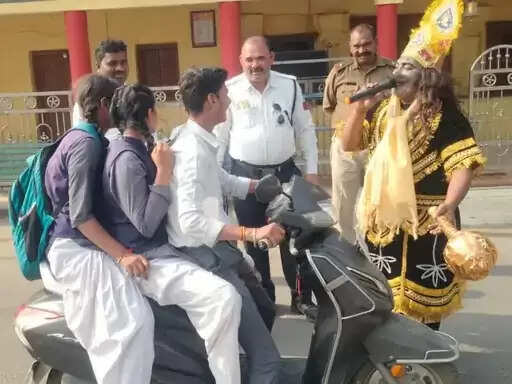 अनूपपुर: यमराज की चेतावनी: मुझे मत भेजो फ्रेंड रिक्वेस्ट, नियम नहीं माने तो अगला सफर मेरे साथ