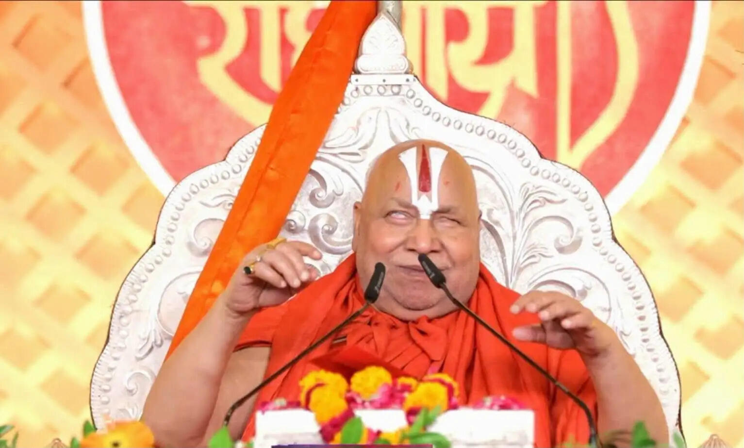 लखनऊ नवाबों का नहीं वीरवर लक्ष्मण का नगर : रामभद्राचार्य