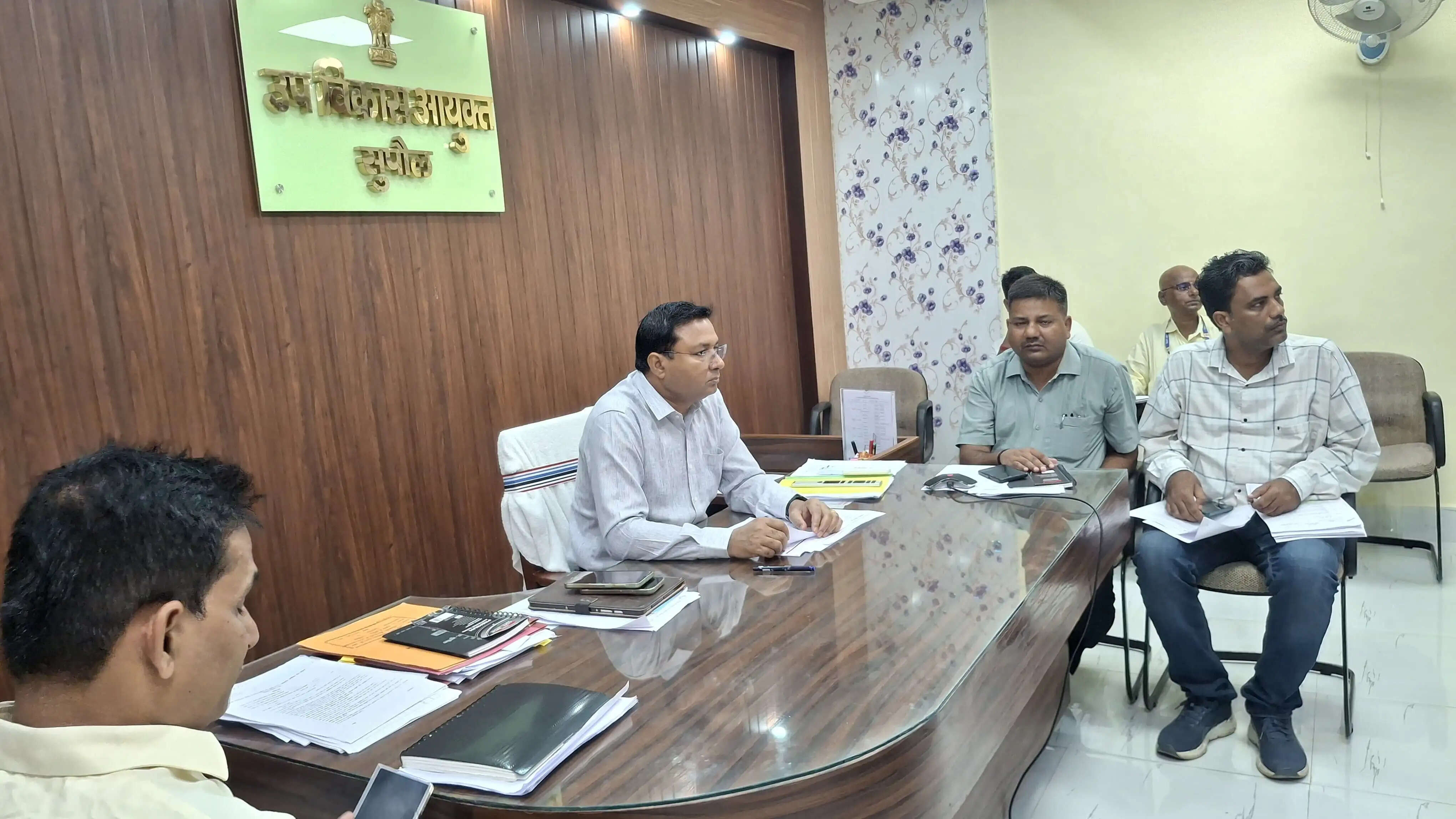 ग्राम सभा व रिफॉर्म उत्सव की तैयारियों को लेकर डीडीसी ने की समीक्षा,&nbsp; अधिकारियों को दिए निर्देश