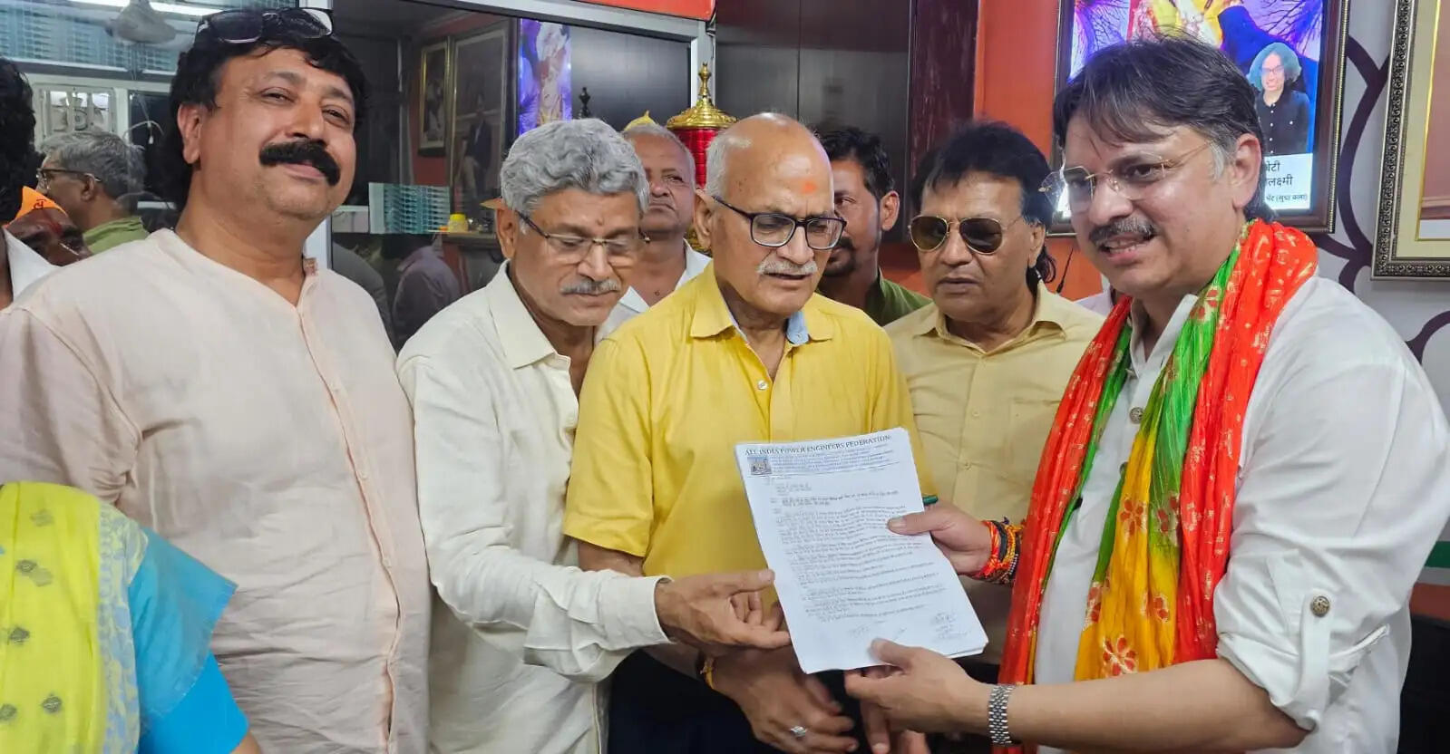 बंगला चौराहे पर लगेगी अमर क्रांतिकारी पंडित राम प्रसाद बिस्मिल की प्रतिमा : डॉ. राजेश्वर सिंह