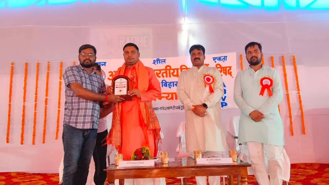 दीप प्रज्वलन के साथ अभाविप के प्रांत अभ्यास वर्ग का शुभारंभ, राष्ट्र निर्माण पर होगा मंथन