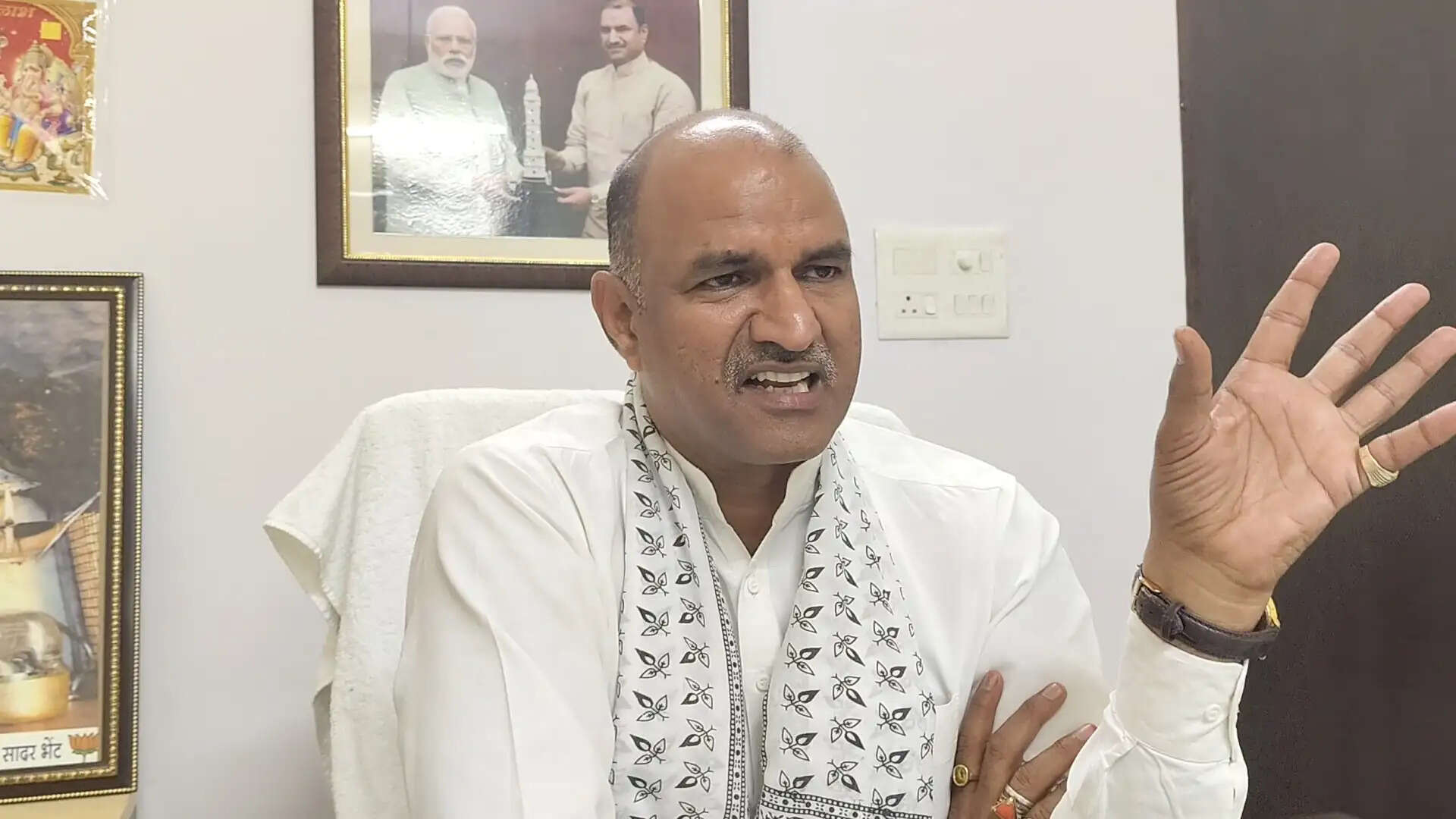 गहलोत के बयान पर बोले सांसद सीपी जोशी, कांग्रेस में तय बड़ी टूट