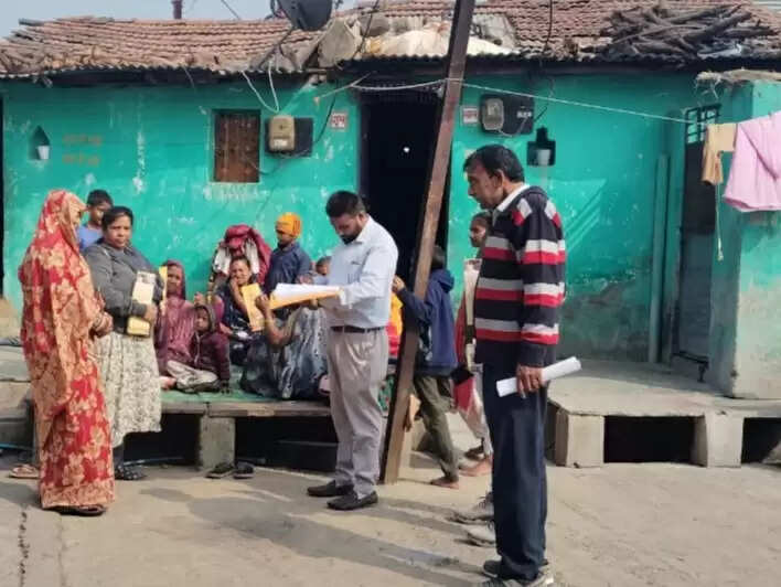 झाबुआ: राष्ट्रव्यापी अभियान में प्राप्त आवेदनों का सफलतापूर्वक किया जा रहा है निराकरण