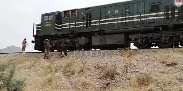 हिंसाग्रस्त बलोचिस्तान में इस वर्ष मारे गए 248 लोग और 205 सैनिक