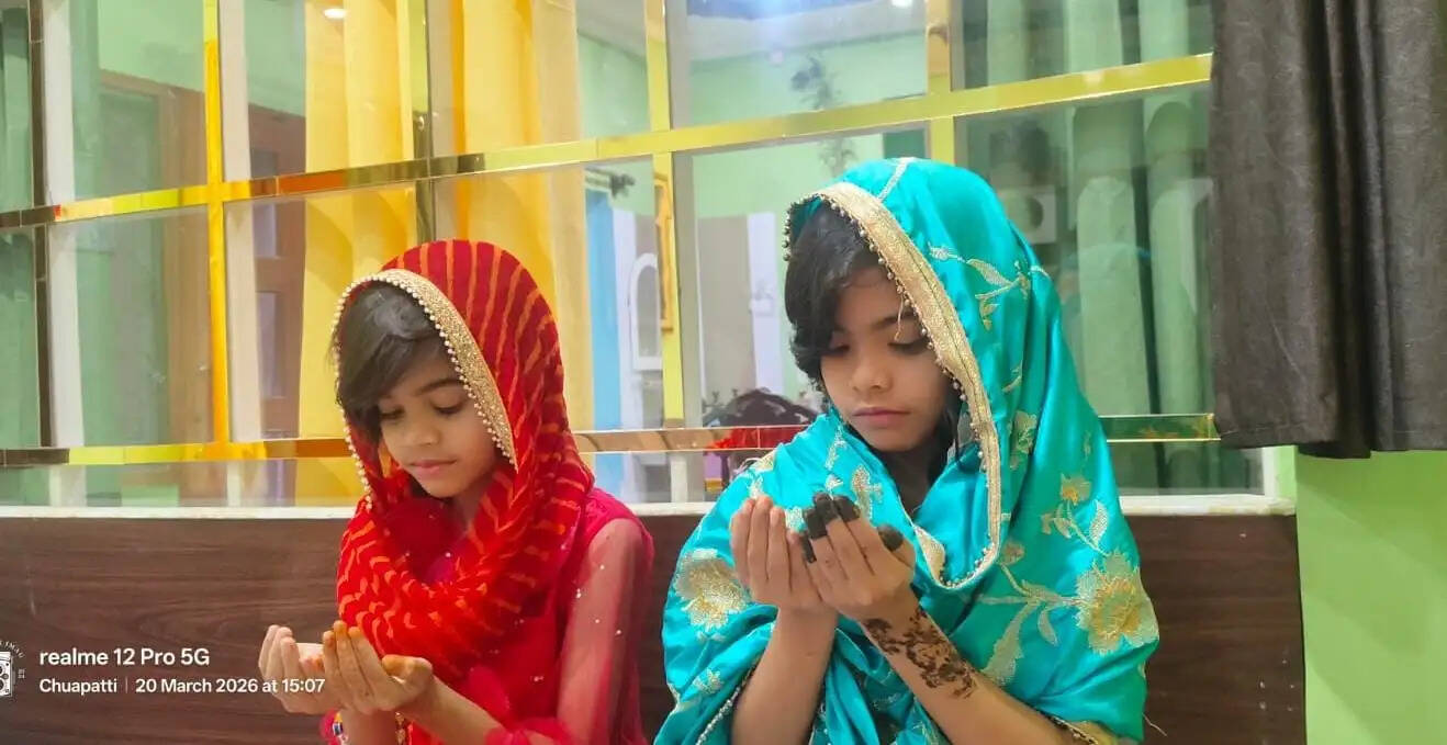 माहे रमजान के अंतिम दिन नन्हीं रोजेदार बेटियों ने रखा रोजा, बनीं प्रेरणाश्रोत