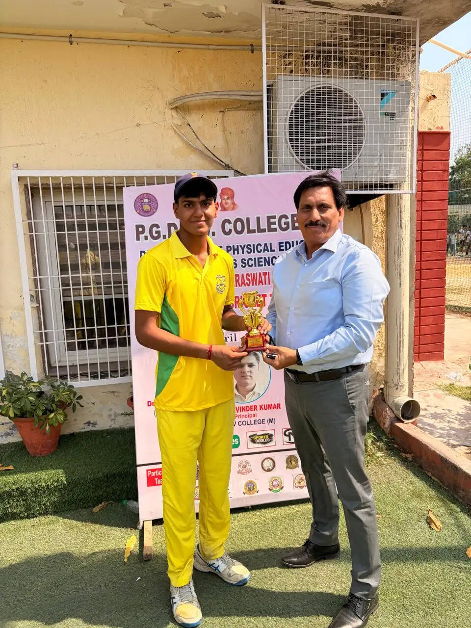 स्वामी दयानंद सरस्वती टी20 टूर्नामेंट: करण सोनी और लक्ष्य गोयल का शानदार प्रदर्शन, पीजीडीएवी की दोनों टीमों की बड़ी जीत