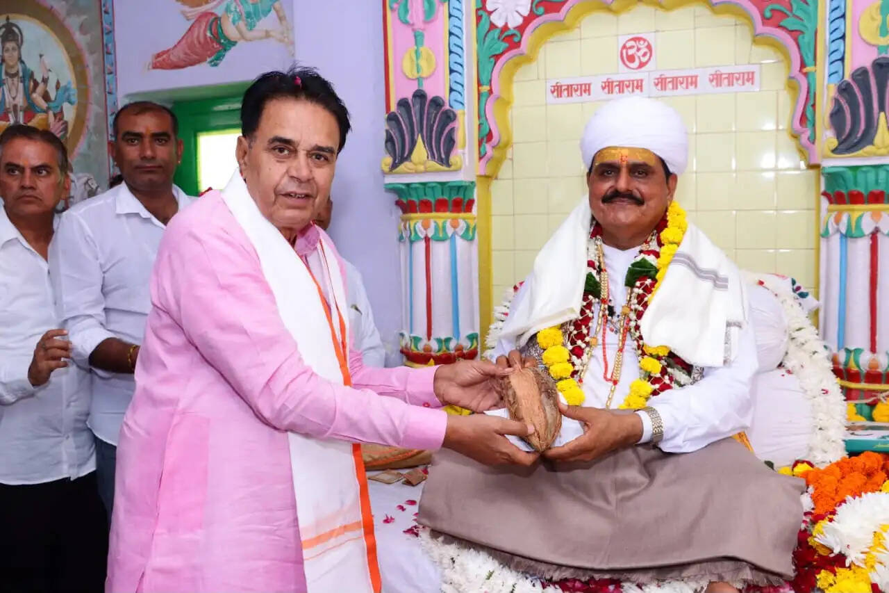 मां केवल जन्मदायिनी ही नहीं बल्कि प्रथम गुरु भी: पटेल