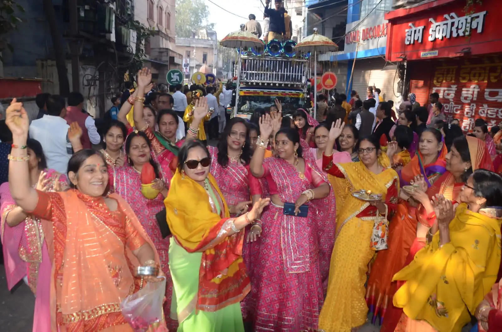 ग्वालियर: मंगल कलश शोभायात्रा के साथ पंचकल्याण महोत्सव शुरू