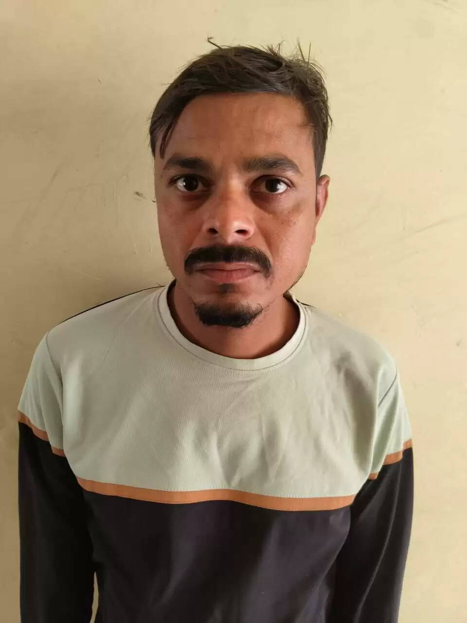 फरीदाबाद : शेयर मार्केट में निवेश के नाम पर करोड़ों की ठगी, एक गिरफ्तार