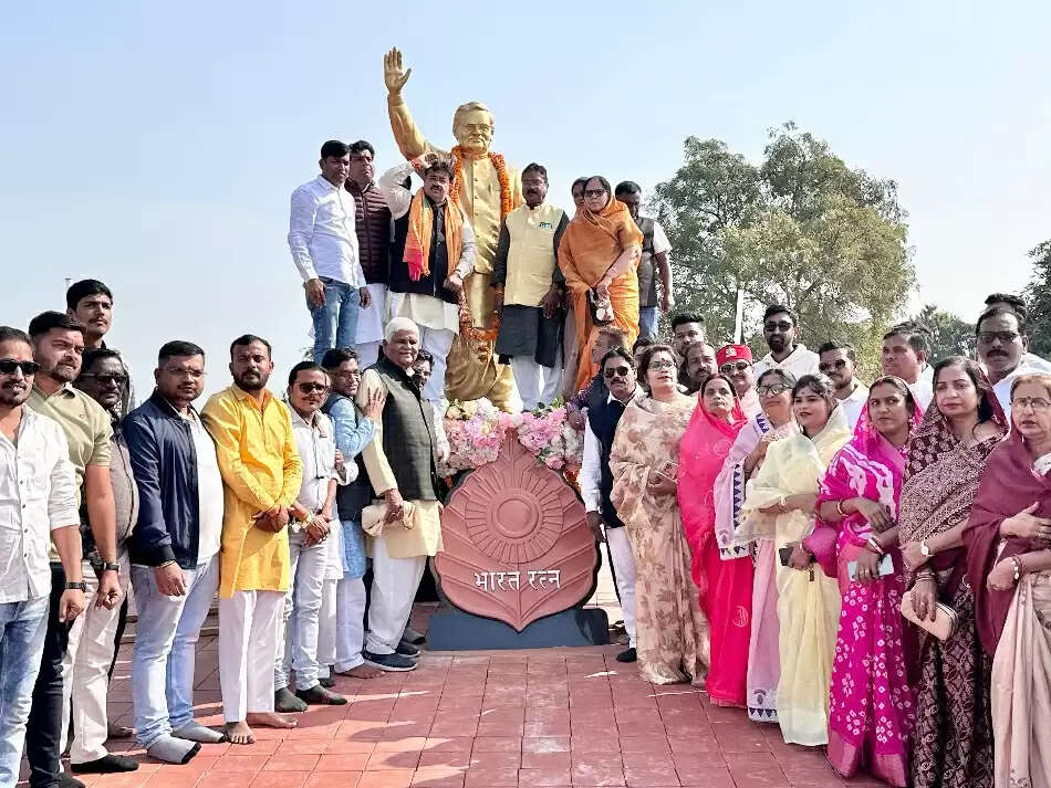 धमतरी : अटल परिसर हम सबके लिए प्रेरणा और ध्यान का केंद्र बनेगा : रामू रोहरा