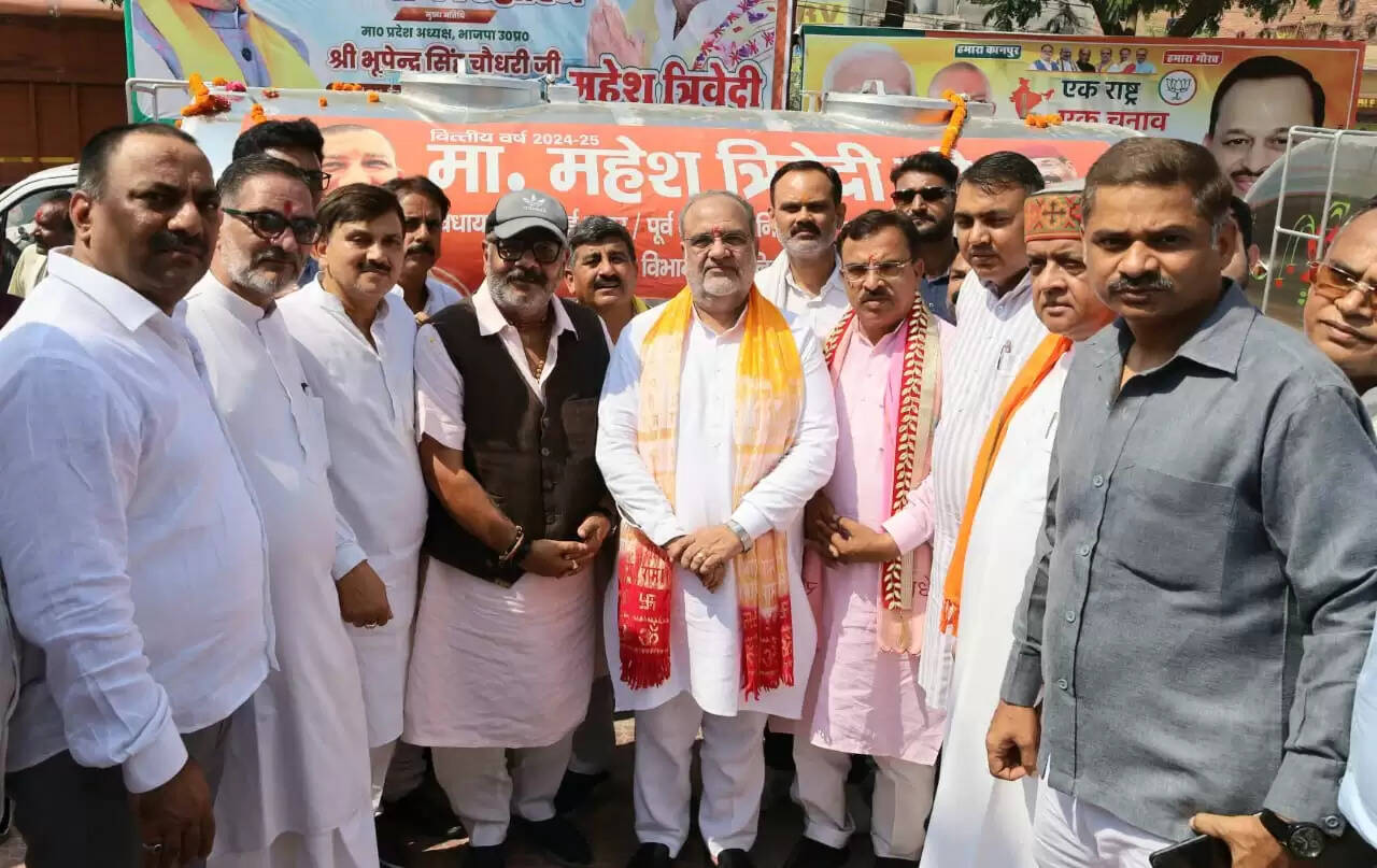 विधायक महेश त्रिवेदी ने निधि से 36 लाख के छह टैंकर जनता को किया समर्पित, क्षेत्रीय लोगों को मिलेगी राहत