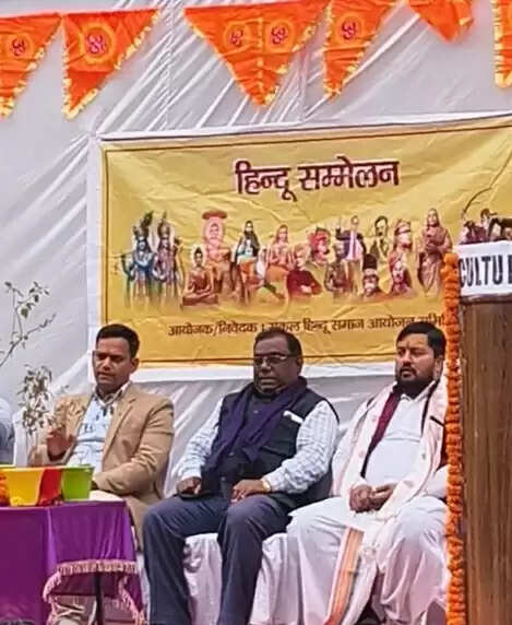 औरंगजेब के तोड़े गए मंदिर याद हमें, महामना के बनवाए संघ भवन भूल गए : सचिव