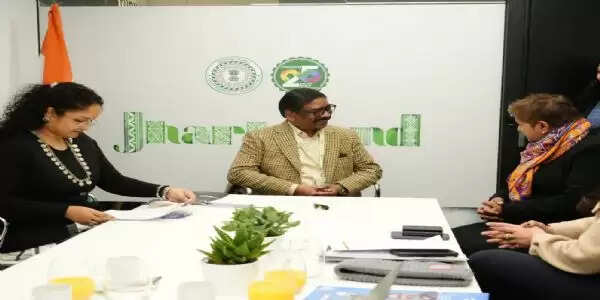 दावोस में मुख्यमंत्री हेमन्त सोरेन का ब्लूमबर्ग एशिया-पैसिफिक मीडिया से संवाद