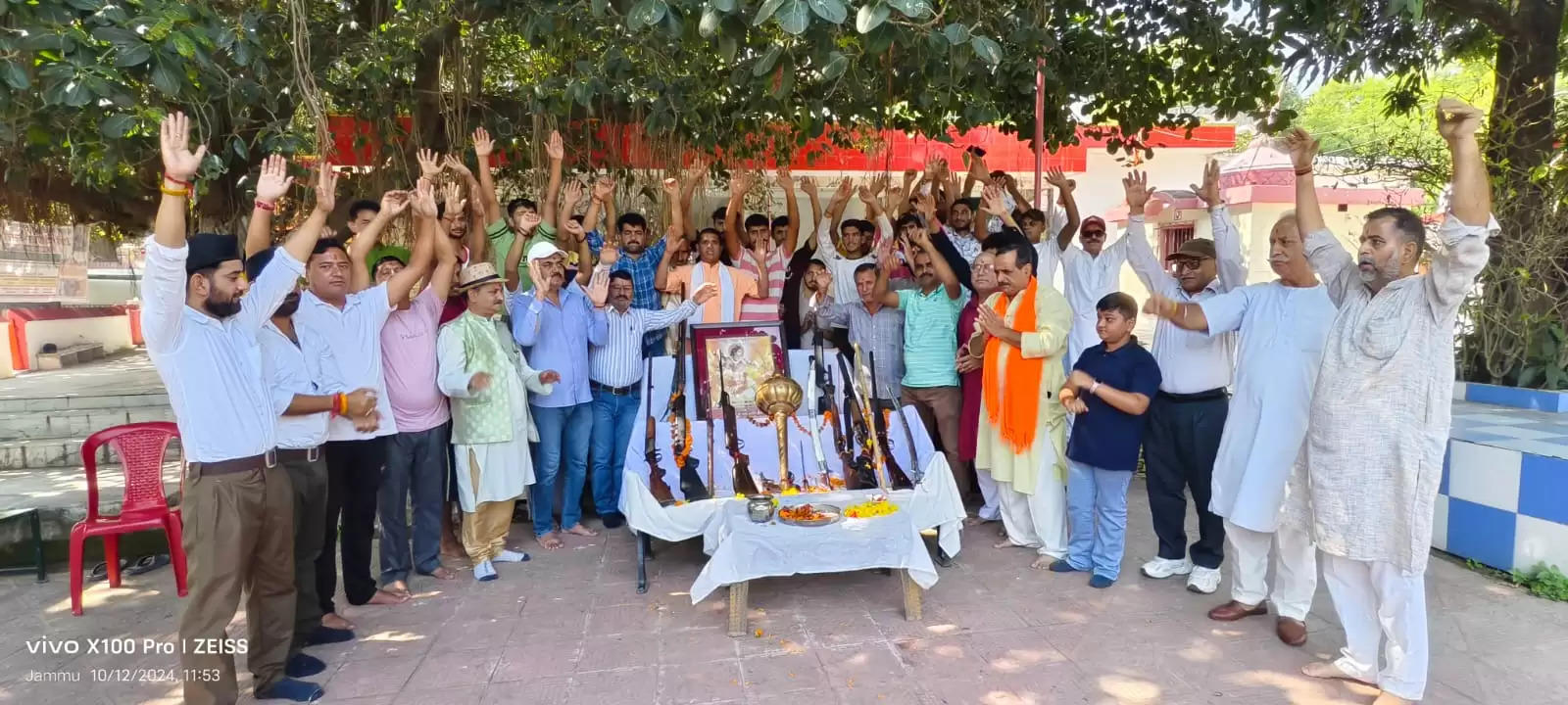 रायपुर बनतालाब में श्रद्धापूर्वक मनाई गई विजयादशमी, शस्त्र पूजन समारोह किया आयोजित